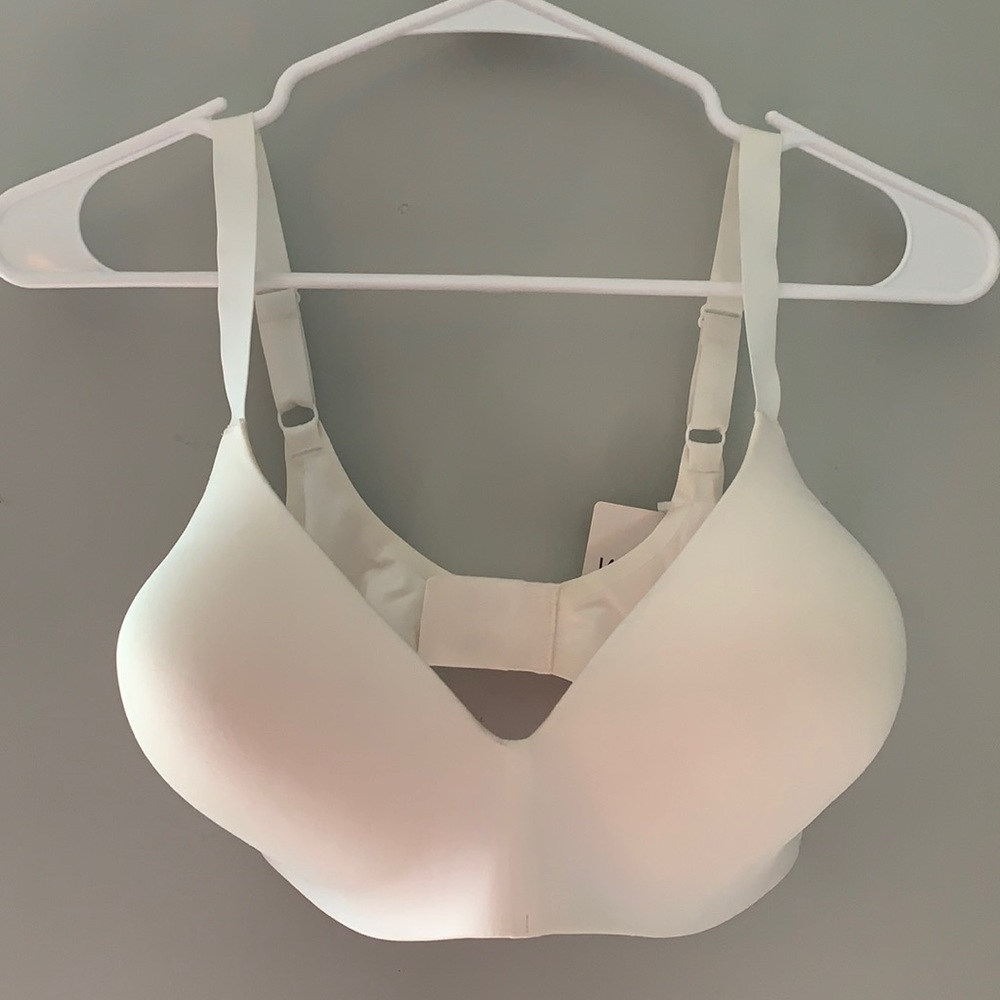 Uniqlo Women’s wireless bra Size XL NWT